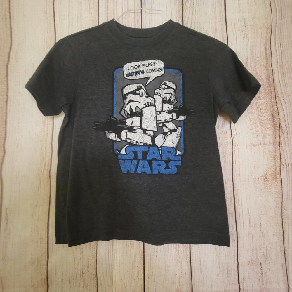 OLD NAVY t shirt
